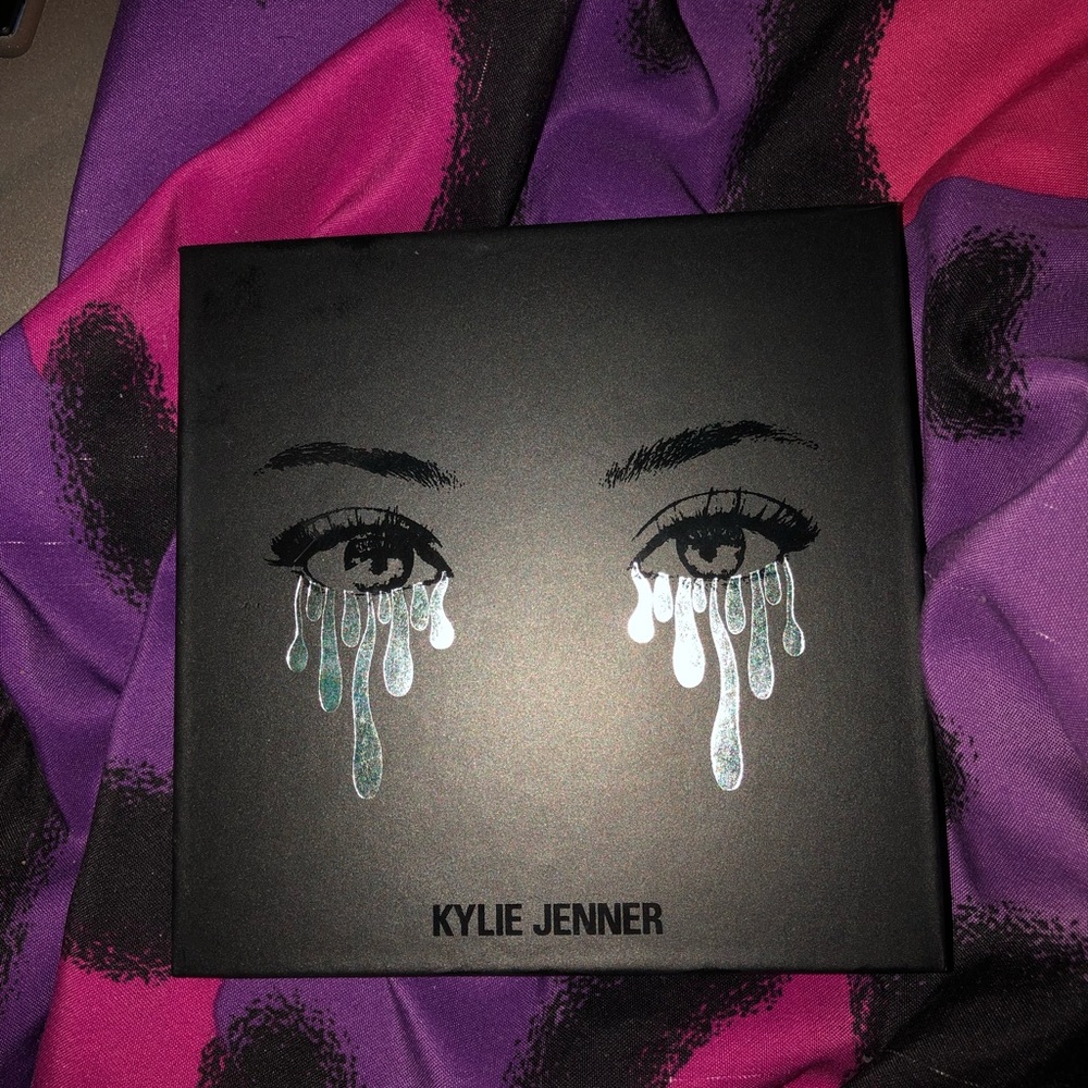 Kylie Cosmetics Halloween Palette (authentic)
